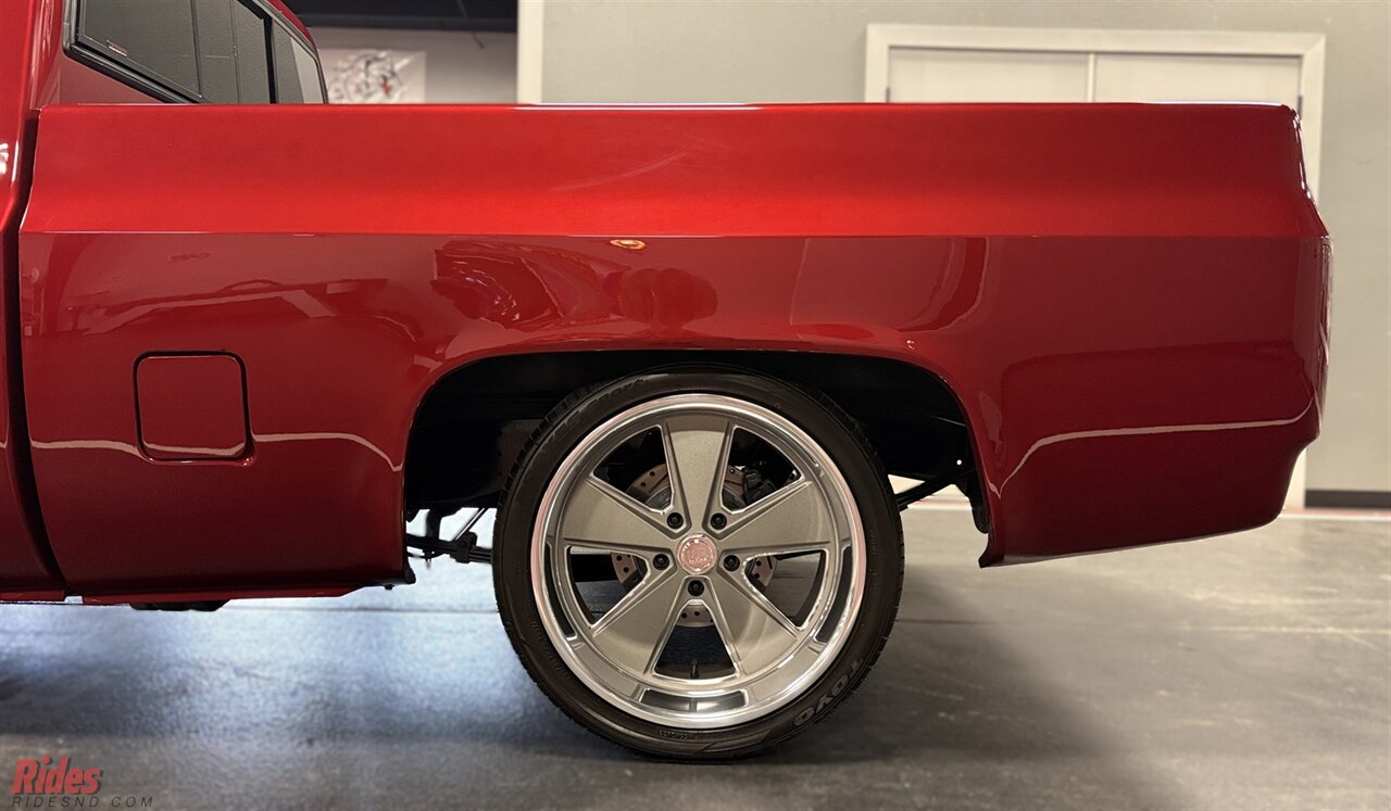1986 Chevrolet C10 Silverado Restomod   - Photo 14 - Bismarck, ND 58503