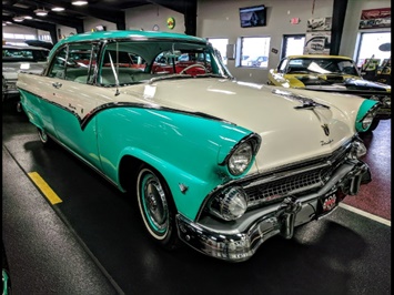 1955 ford Victoria 2door   - Photo 16 - Bismarck, ND 58503