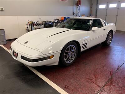 1994 Chevrolet Corvette   - Photo 1 - Bismarck, ND 58503