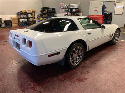 1994 Chevrolet Corvette   - Photo 8 - Bismarck, ND 58503