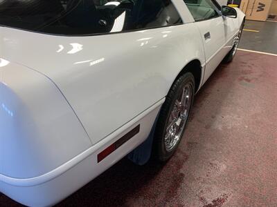 1994 Chevrolet Corvette   - Photo 7 - Bismarck, ND 58503