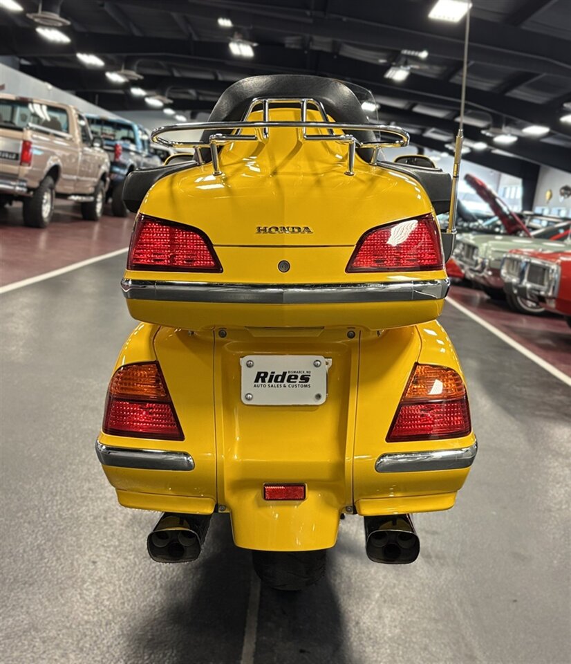 2003 Honda Gold Wing 1800   - Photo 8 - Bismarck, ND 58503
