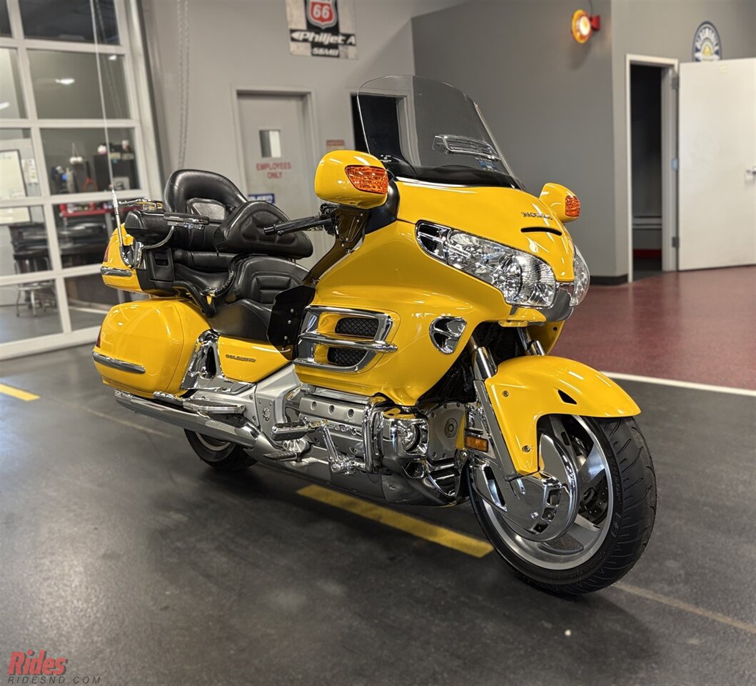 2003 Honda Gold Wing 1800   - Photo 3 - Bismarck, ND 58503