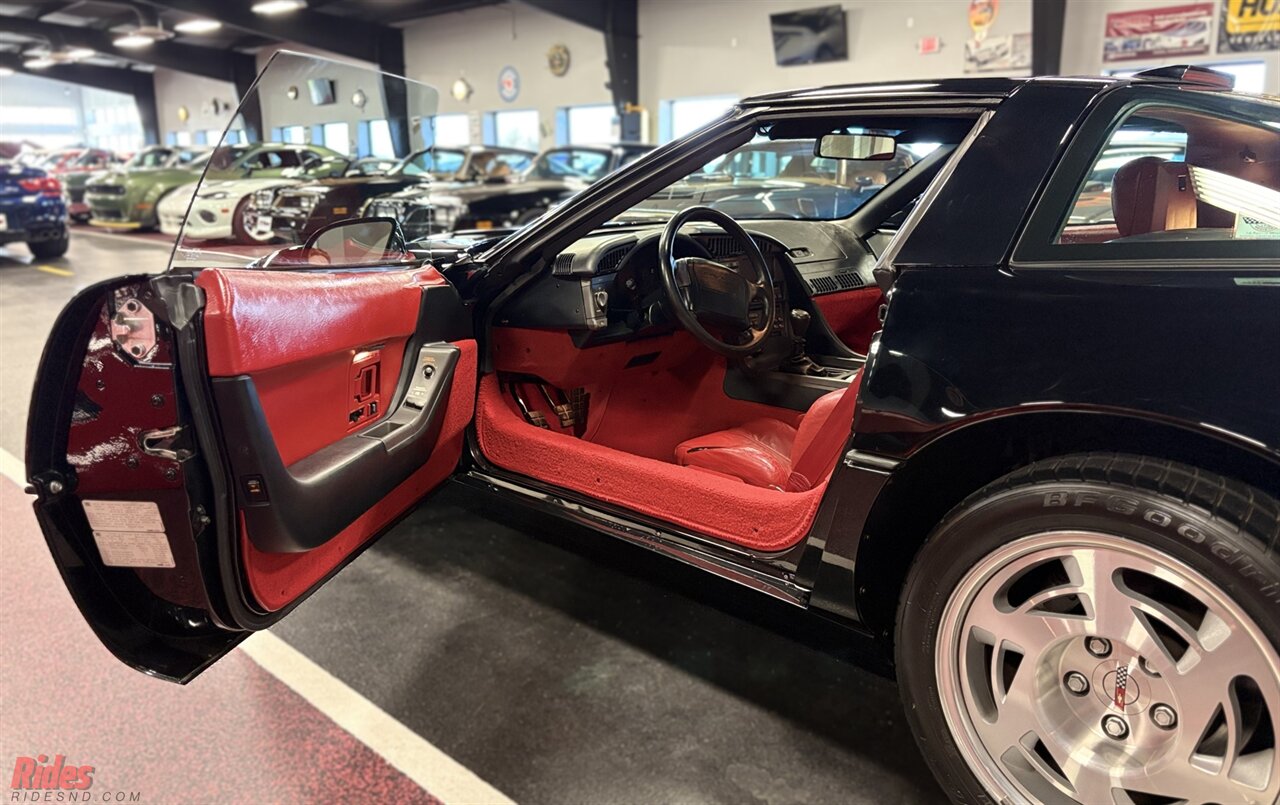 1990 Chevrolet Corvette ZR1   - Photo 16 - Bismarck, ND 58503
