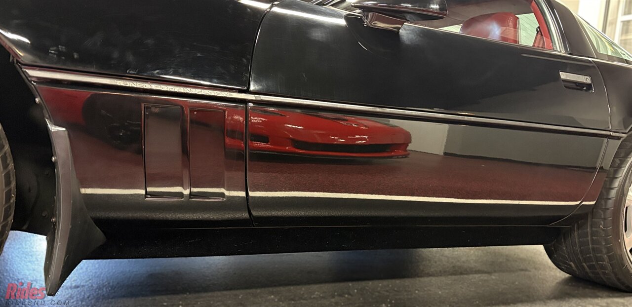1990 Chevrolet Corvette ZR1   - Photo 15 - Bismarck, ND 58503
