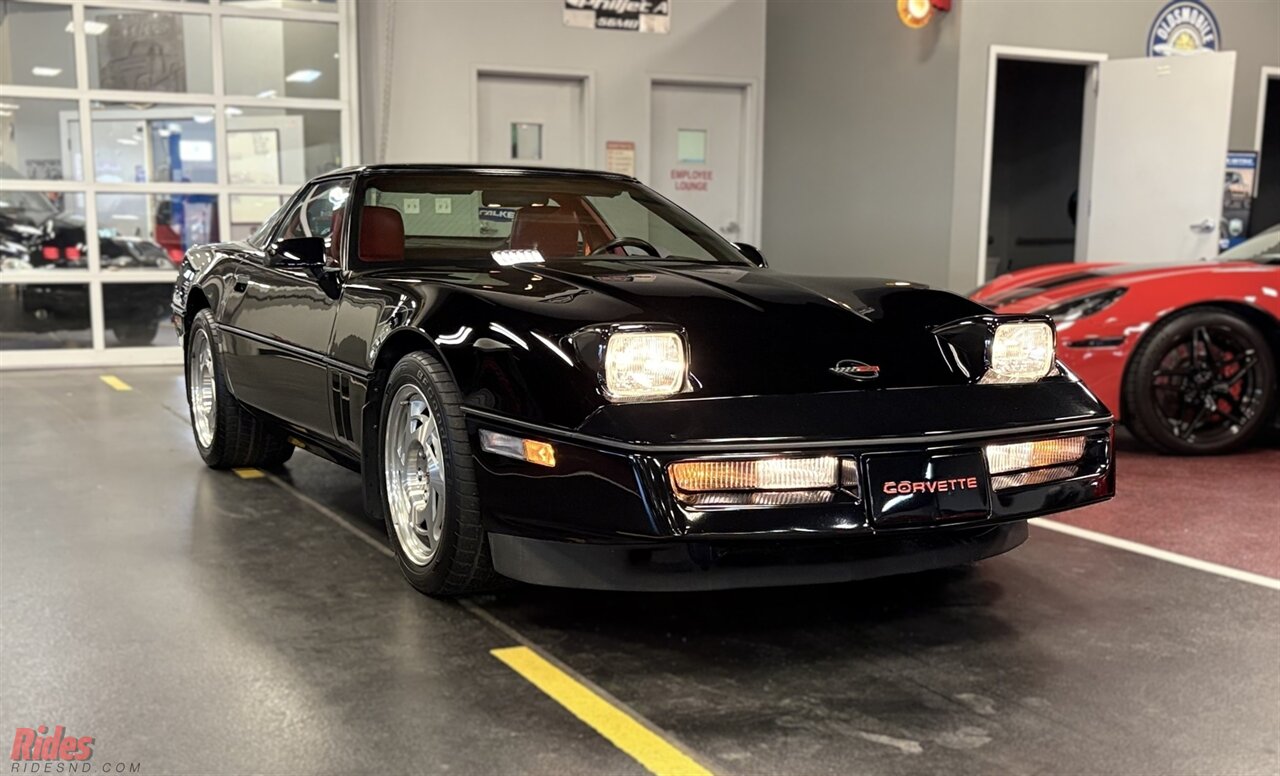 1990 Chevrolet Corvette ZR1   - Photo 2 - Bismarck, ND 58503