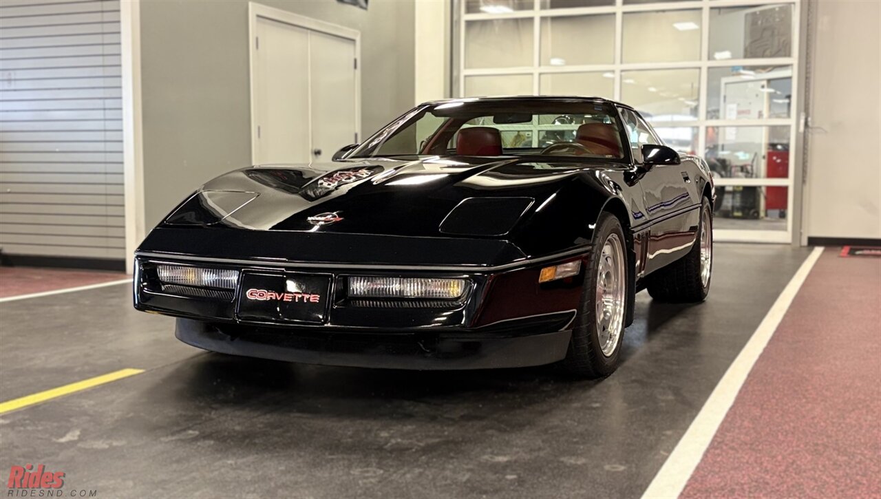 1990 Chevrolet Corvette ZR1   - Photo 1 - Bismarck, ND 58503