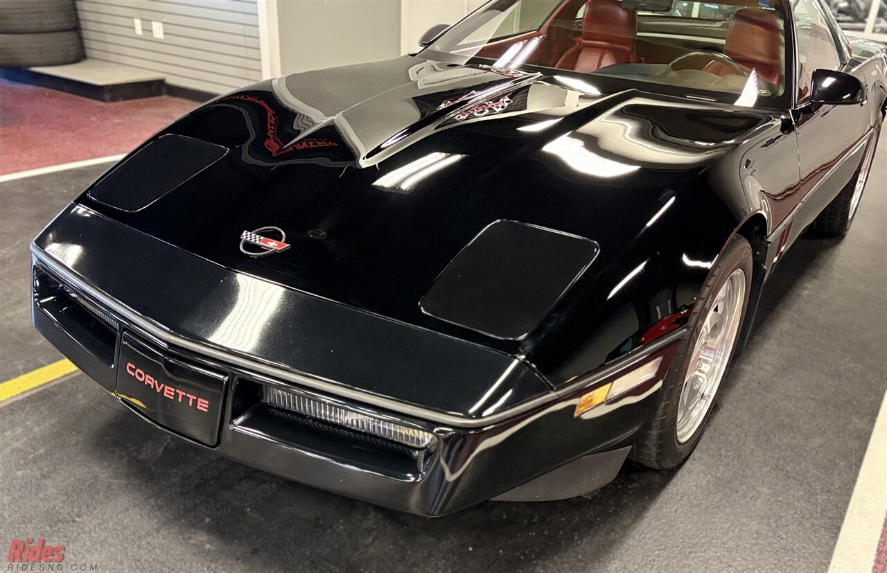 1990 Chevrolet Corvette ZR1   - Photo 3 - Bismarck, ND 58503