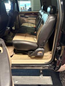 2005 Ford Excursion Eddie Bauer   - Photo 16 - Bismarck, ND 58503