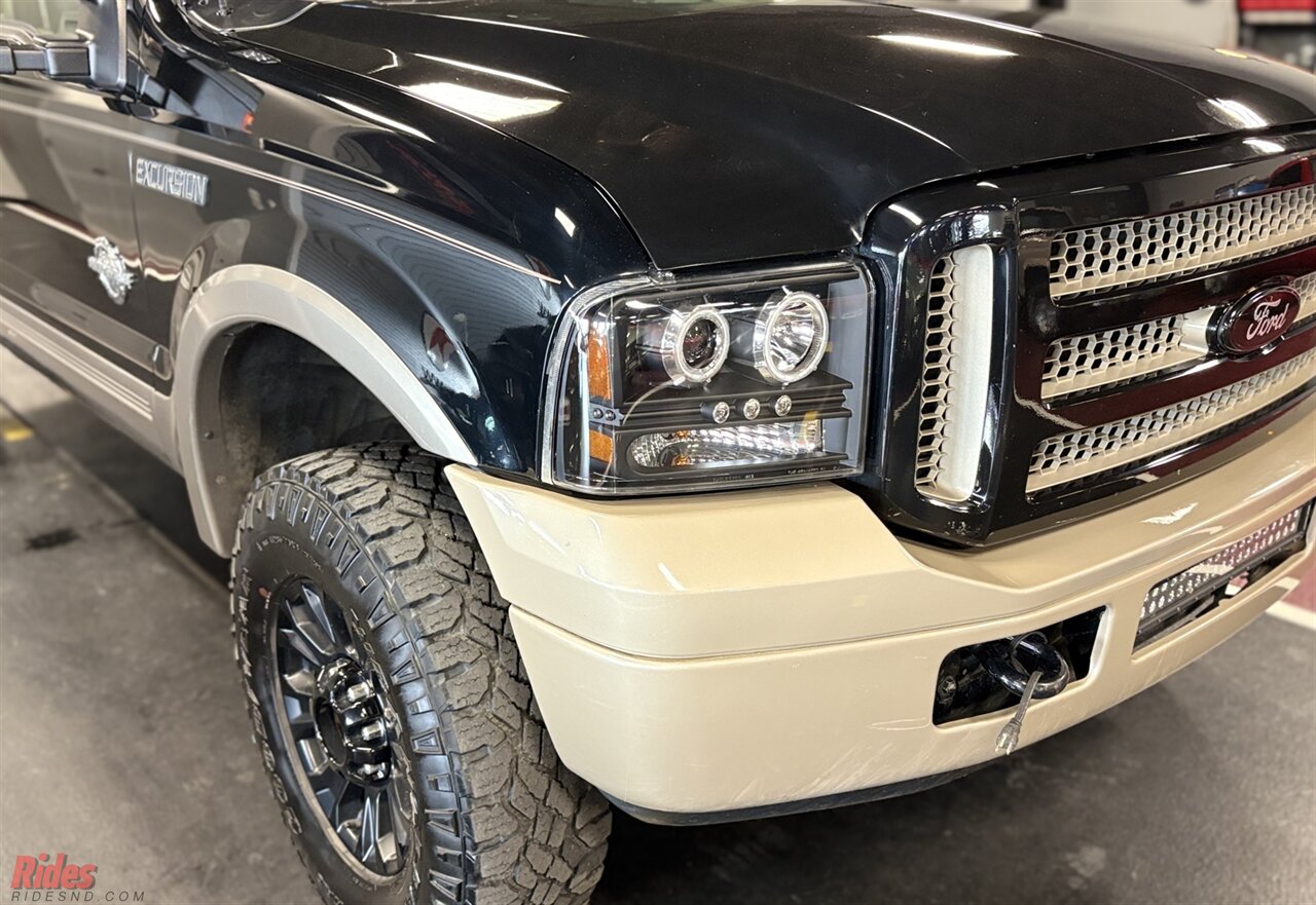 2005 Ford Excursion Eddie Bauer   - Photo 37 - Bismarck, ND 58503