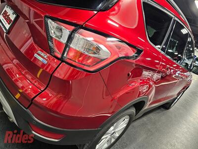 2018 Ford Escape SEL   - Photo 13 - Bismarck, ND 58503