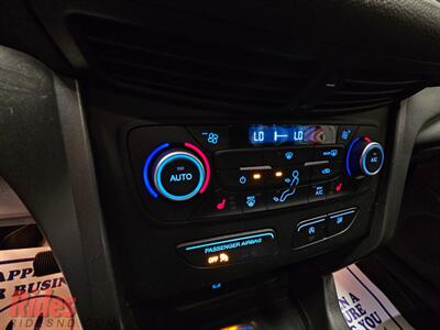 2018 Ford Escape SEL   - Photo 35 - Bismarck, ND 58503