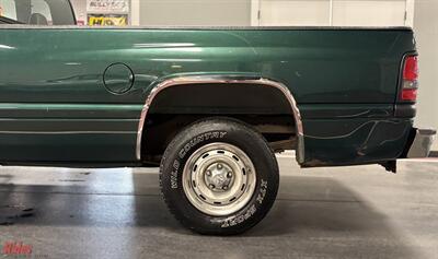 2001 Dodge Ram 1500 ST   - Photo 11 - Bismarck, ND 58503