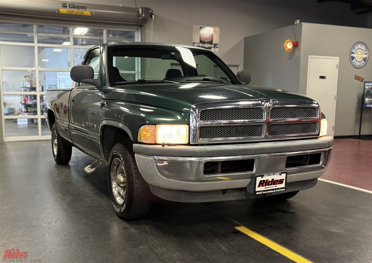 2001 Dodge Ram 1500 ST   - Photo 20 - Bismarck, ND 58503