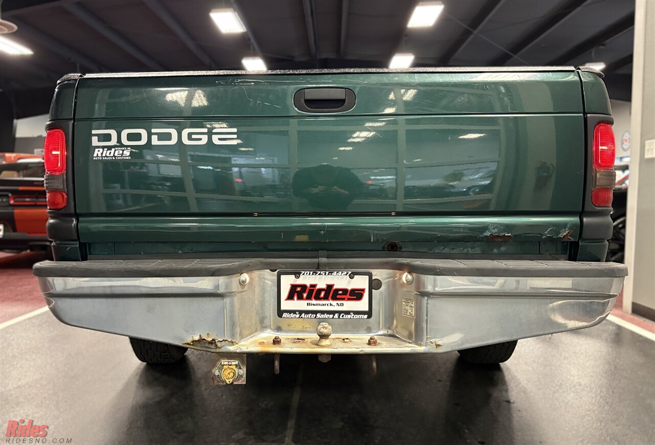 2001 Dodge Ram 1500 ST   - Photo 13 - Bismarck, ND 58503