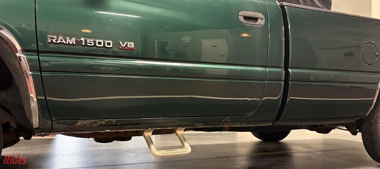 2001 Dodge Ram 1500 ST   - Photo 6 - Bismarck, ND 58503
