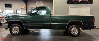 2001 Dodge Ram 1500 ST   - Photo 3 - Bismarck, ND 58503
