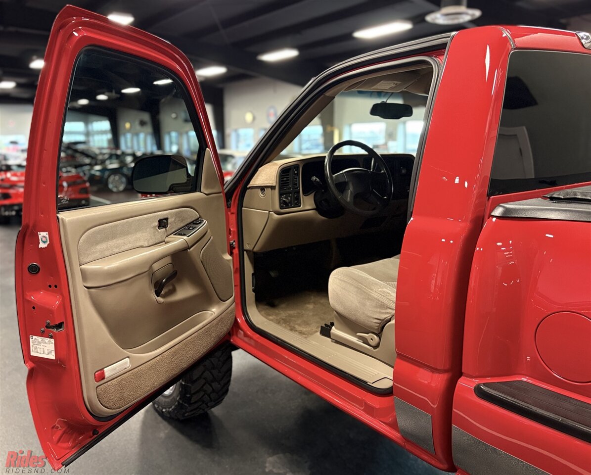 2003 Chevrolet Silverado 1500 Stepside   - Photo 10 - Bismarck, ND 58503