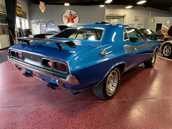 1972 Dodge Challenger Hard Top   - Photo 10 - Bismarck, ND 58503