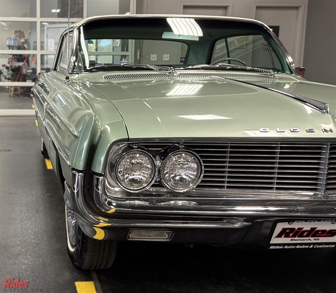 1962 Oldsmobile Eighty-Eight Dynamic   - Photo 4 - Bismarck, ND 58503
