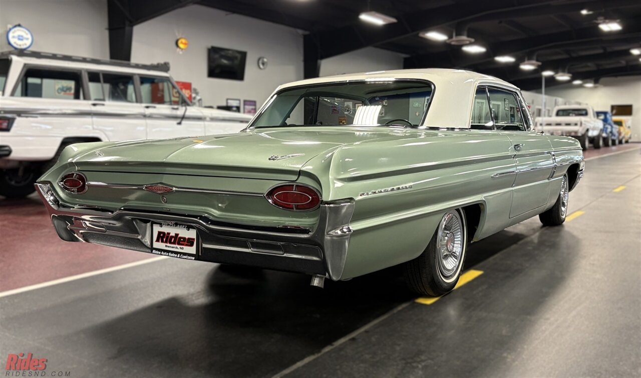 1962 Oldsmobile Eighty-Eight Dynamic   - Photo 28 - Bismarck, ND 58503