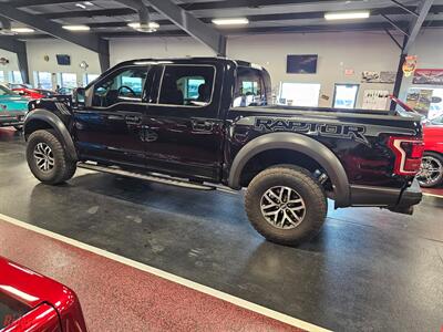 2018 Ford F-150 Raptor   - Photo 6 - Bismarck, ND 58503