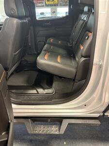 2022 GMC Sierra 1500 AT4   - Photo 16 - Bismarck, ND 58503