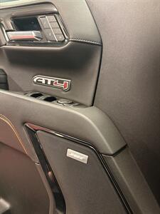 2022 GMC Sierra 1500 AT4   - Photo 14 - Bismarck, ND 58503