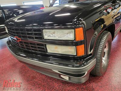 1990 Chevrolet C1500 454SS   - Photo 2 - Bismarck, ND 58503