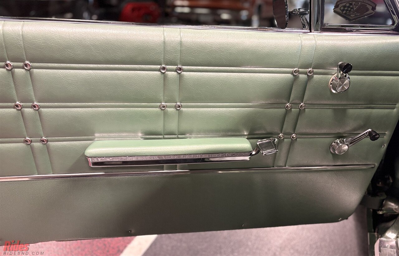 1963 Chevrolet Impala Sport Coupe   - Photo 15 - Bismarck, ND 58503