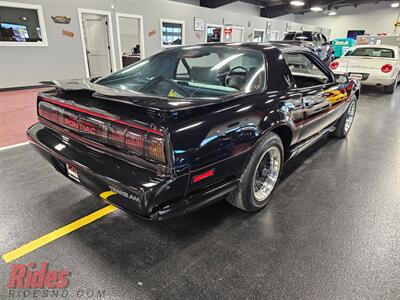 1991 Pontiac Firebird Trans Am   - Photo 11 - Bismarck, ND 58503