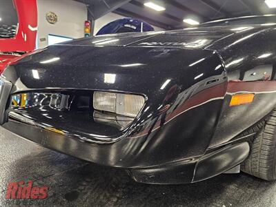 1991 Pontiac Firebird Trans Am   - Photo 2 - Bismarck, ND 58503