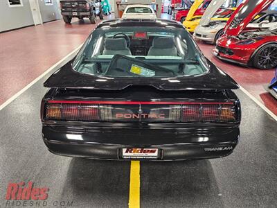 1991 Pontiac Firebird Trans Am   - Photo 10 - Bismarck, ND 58503