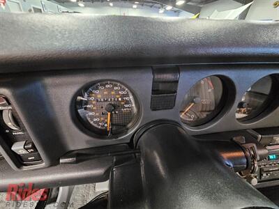 1991 Pontiac Firebird Trans Am   - Photo 28 - Bismarck, ND 58503