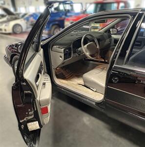 1996 Chevrolet Impala SS   - Photo 9 - Bismarck, ND 58503