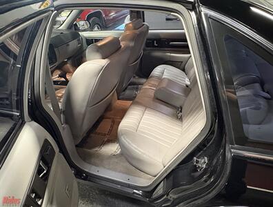 1996 Chevrolet Impala SS   - Photo 14 - Bismarck, ND 58503