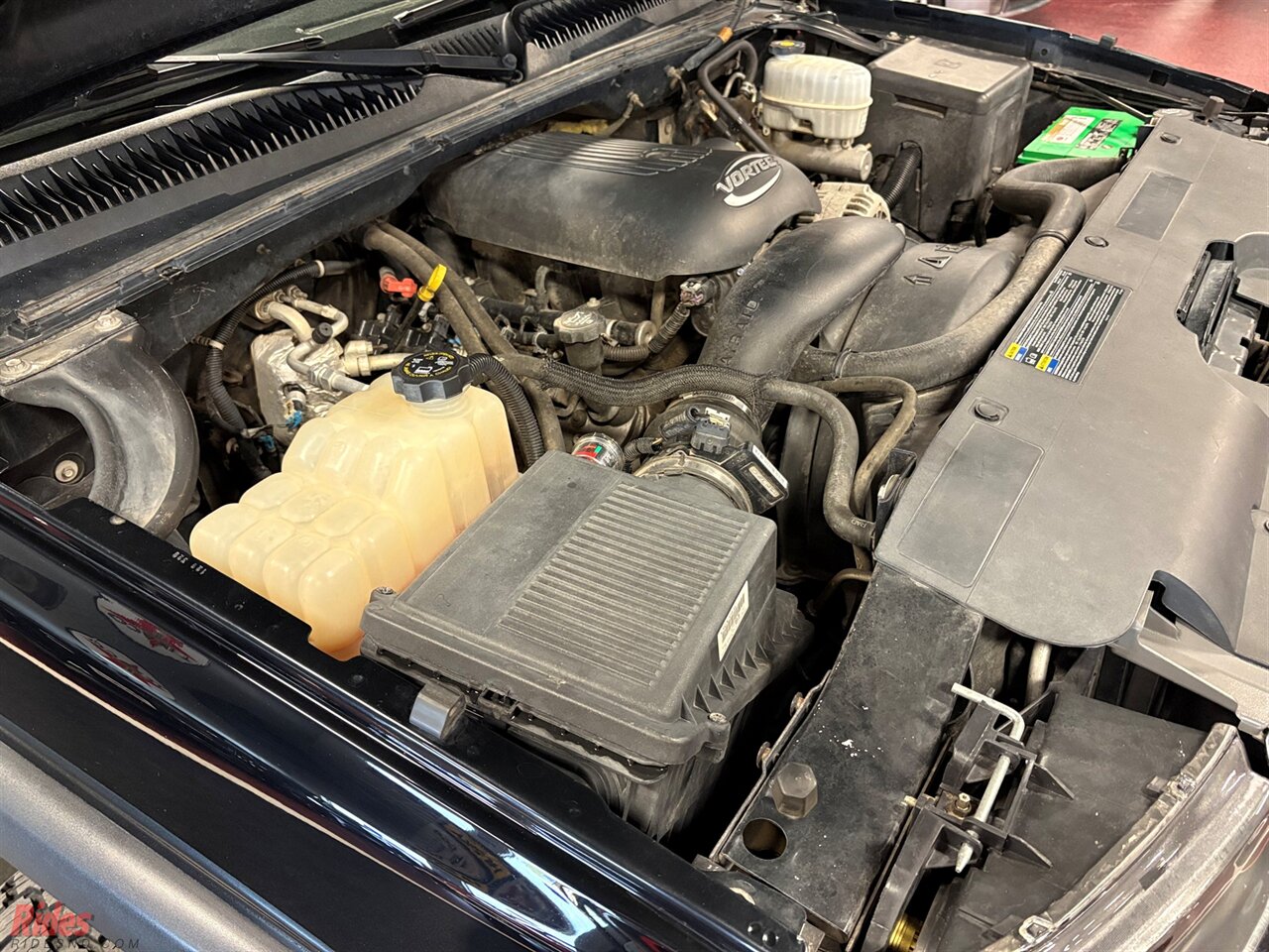 2003 Chevrolet Silverado 1500HD LS   - Photo 38 - Bismarck, ND 58503