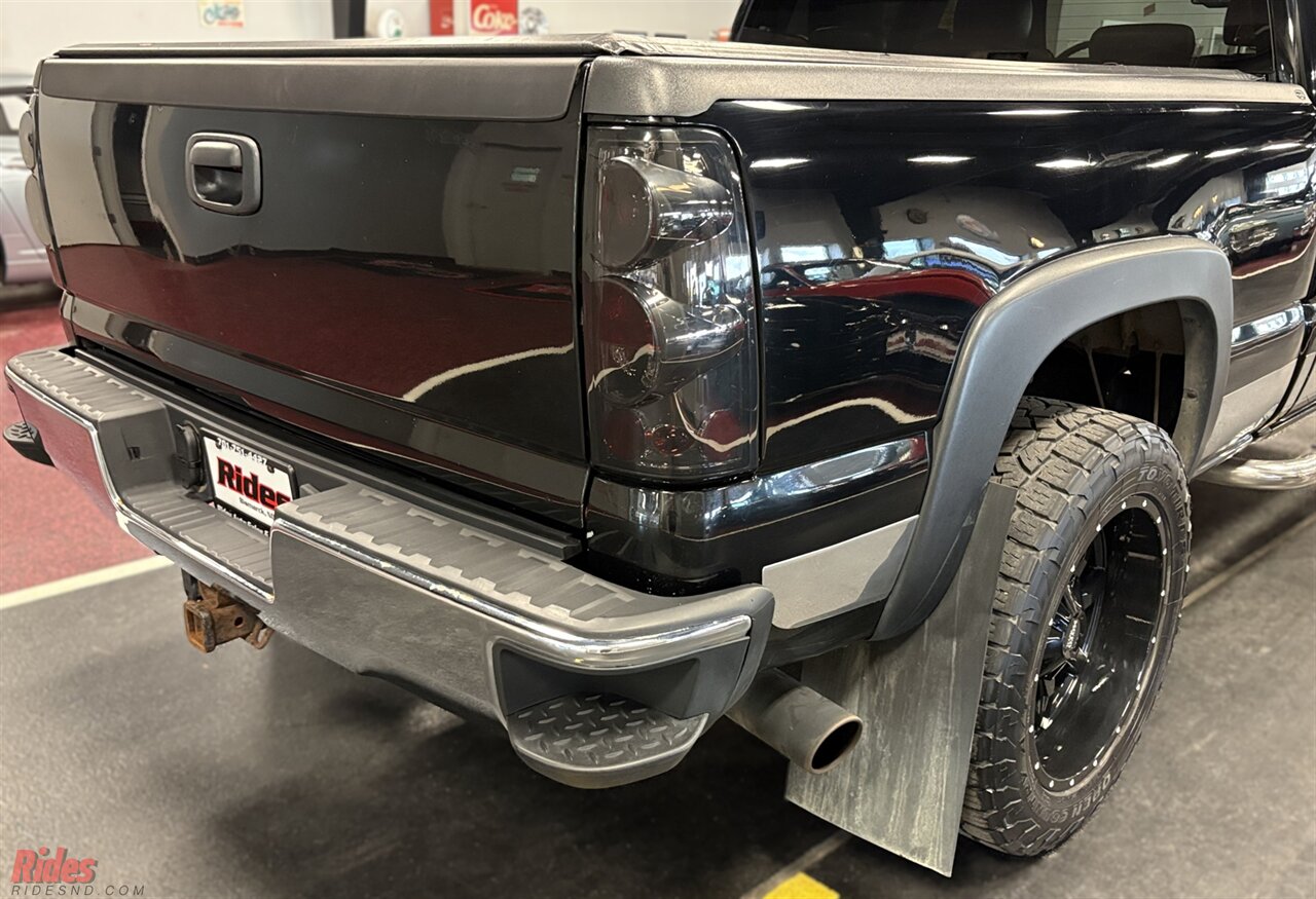 2003 Chevrolet Silverado 1500HD LS   - Photo 24 - Bismarck, ND 58503