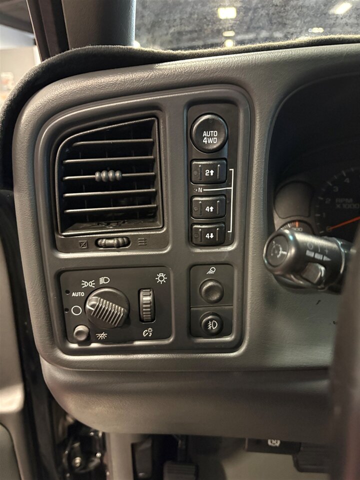 2003 Chevrolet Silverado 1500HD LS   - Photo 43 - Bismarck, ND 58503