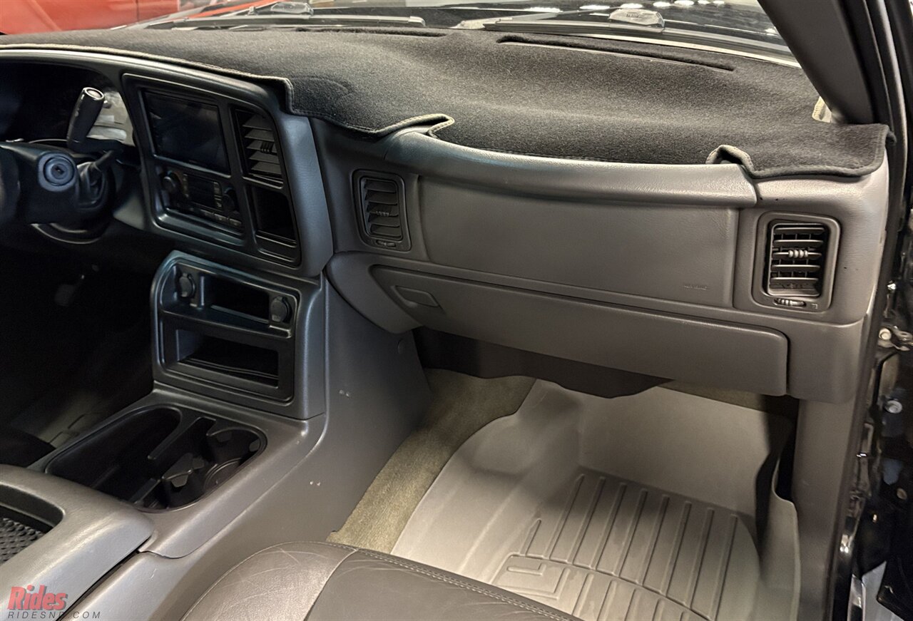 2003 Chevrolet Silverado 1500HD LS   - Photo 30 - Bismarck, ND 58503