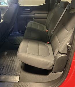 2021 Chevrolet Silverado 1500 Custom Trail Boss   - Photo 19 - Bismarck, ND 58503