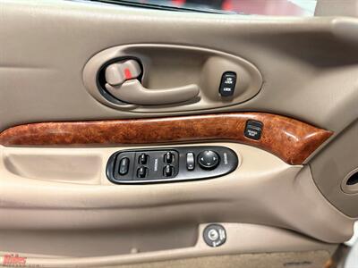 2000 Buick LeSabre Limited   - Photo 11 - Bismarck, ND 58503