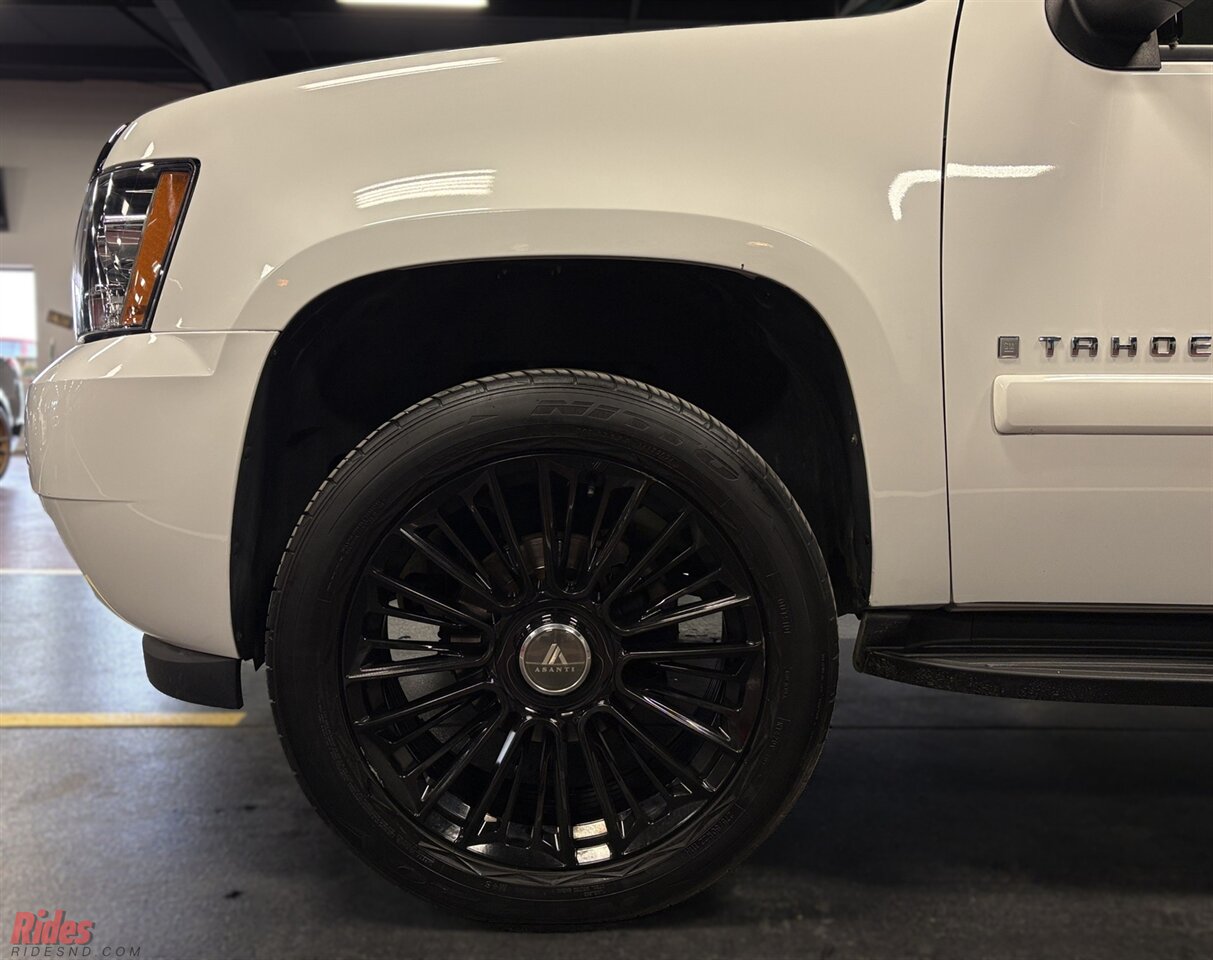 2007 Chevrolet Tahoe LS   - Photo 5 - Bismarck, ND 58503