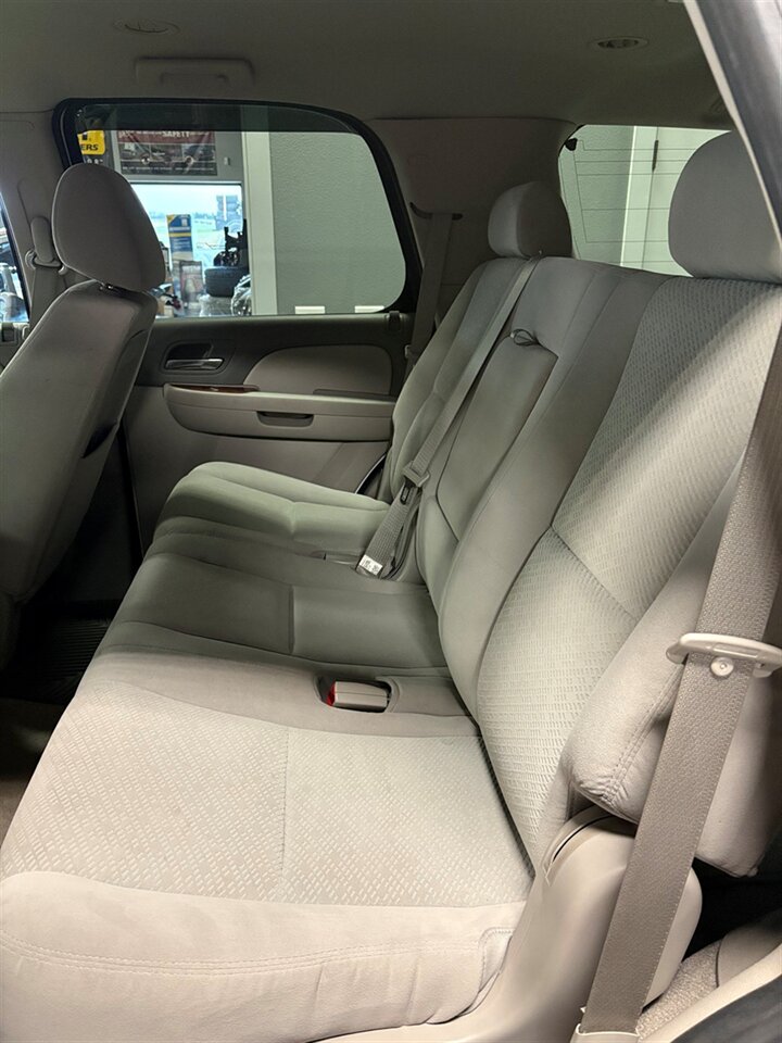 2007 Chevrolet Tahoe LS   - Photo 16 - Bismarck, ND 58503