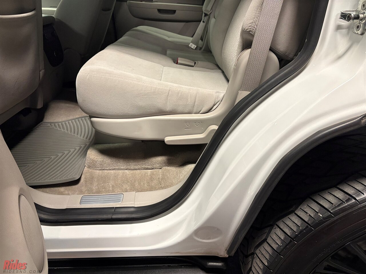 2007 Chevrolet Tahoe LS   - Photo 15 - Bismarck, ND 58503