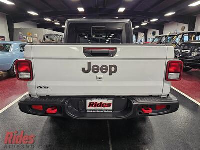 2020 Jeep Gladiator Rubicon   - Photo 11 - Bismarck, ND 58503