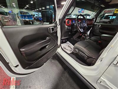 2020 Jeep Gladiator Rubicon   - Photo 23 - Bismarck, ND 58503