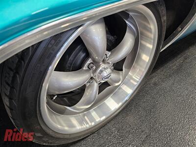 1965 Chevrolet Impala SS   - Photo 19 - Bismarck, ND 58503