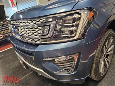 2020 Ford Expedition MAX Platinum   - Photo 2 - Bismarck, ND 58503