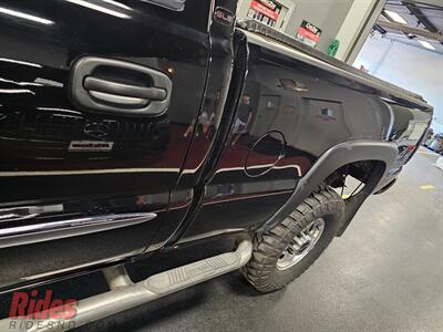 2006 GMC Sierra 2500 SLE2   - Photo 6 - Bismarck, ND 58503